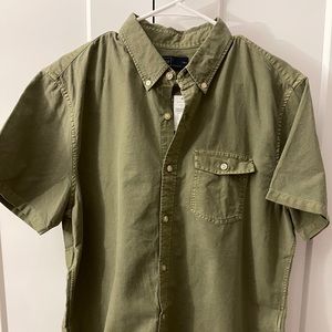 Gap: short sleeve button down